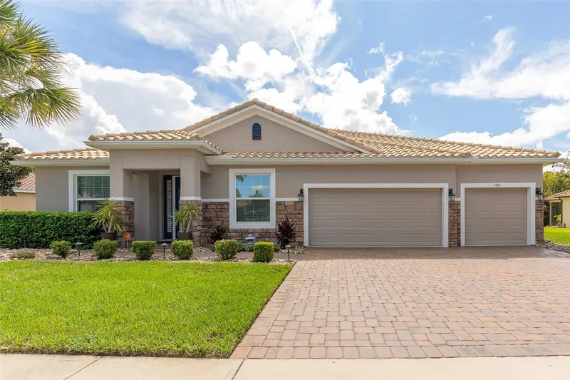 104 Casa Bella Blvd, FL