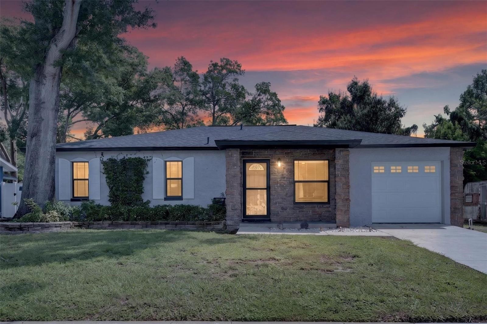 906 Cutler Dr, FL