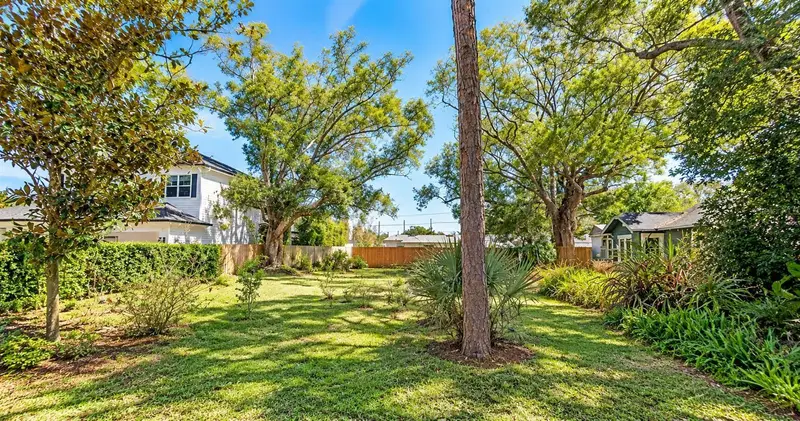 3509 Pinetree Rd, FL