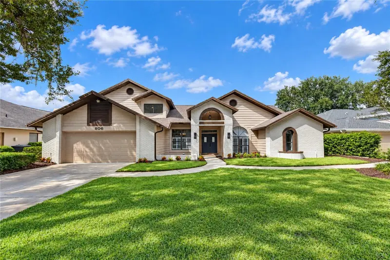 806 Sandringham Ln, FL