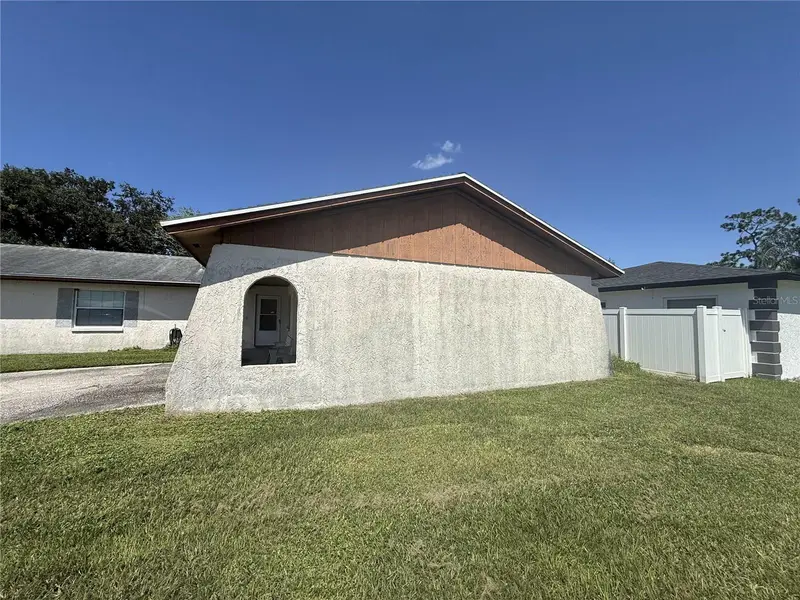 3609 Casaba Loop, FL