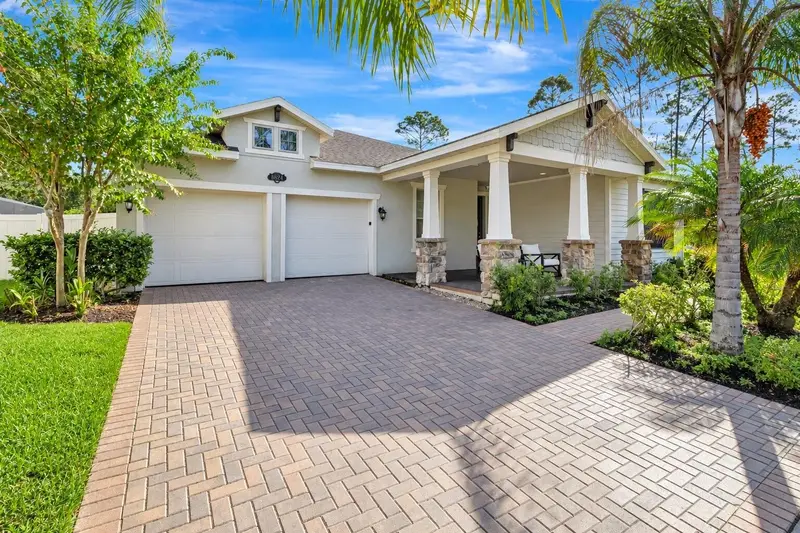 8524 Vivaro Isle Way, FL