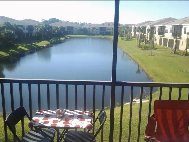 4220 Overture Cir Cir #4220, FL
