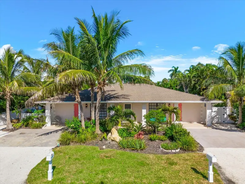 Bay Palms listing