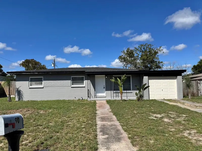 90 Sky Ln, FL