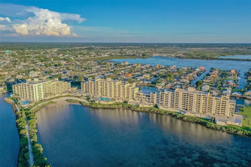6009 Sea Ranch Dr #302, FL