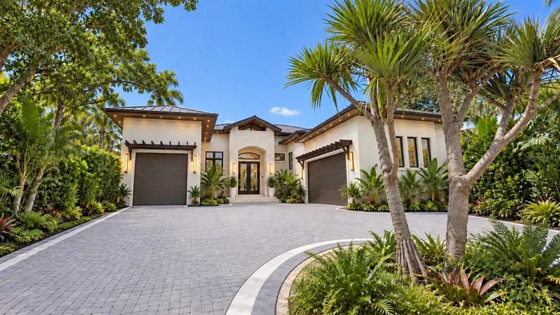 838 Norsota Way, FL