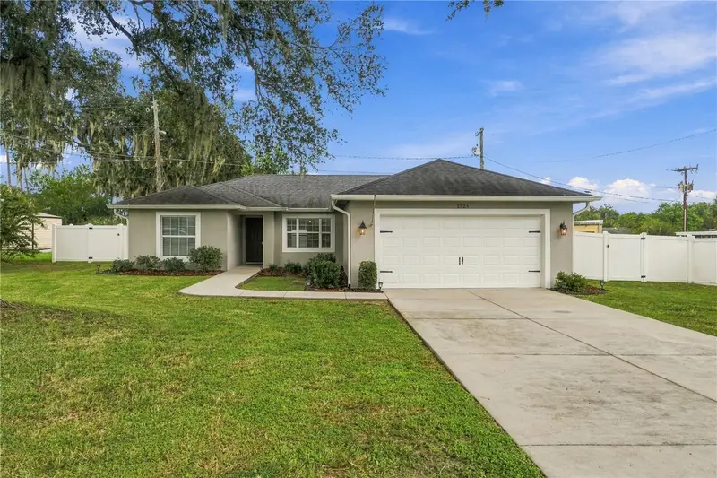 1324 Auburn St, FL