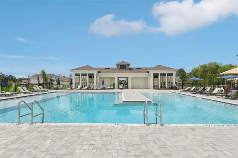 1816 Link Loop, FL