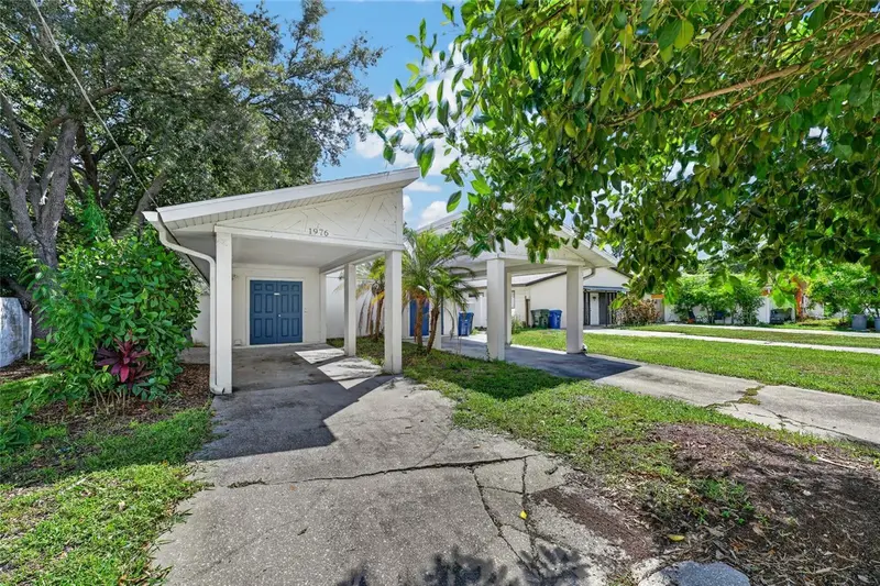 1974/76 Debbie St, FL