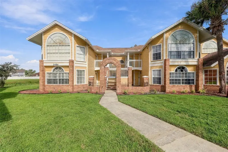 2486 Sweetwater Club Cir #75, FL