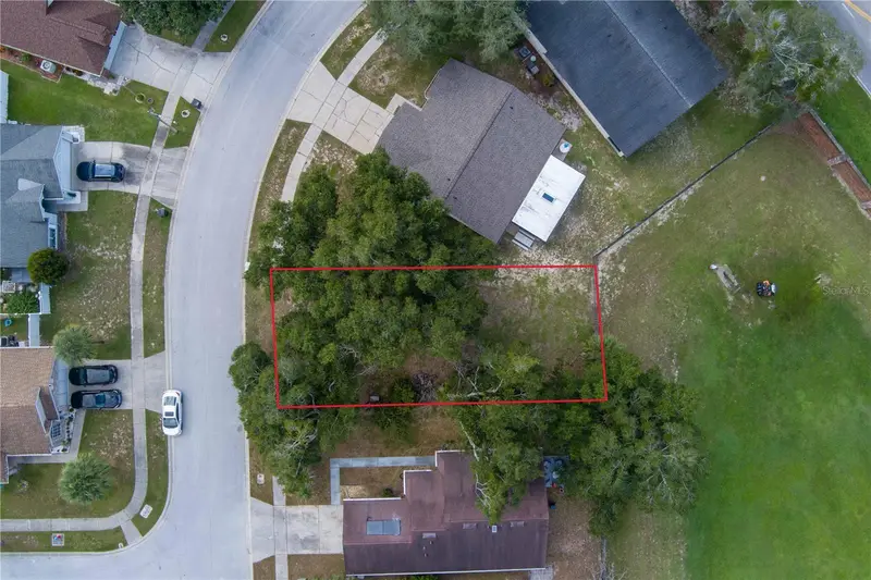 1262 Whispering Winds Ct, FL
