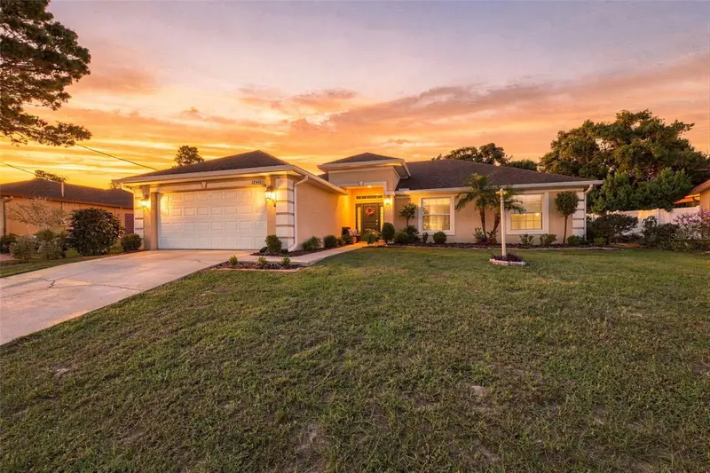 12411 Talpa St, FL