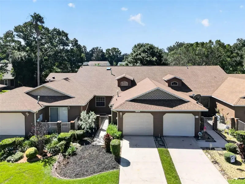 5440 Rosewall Cir, FL