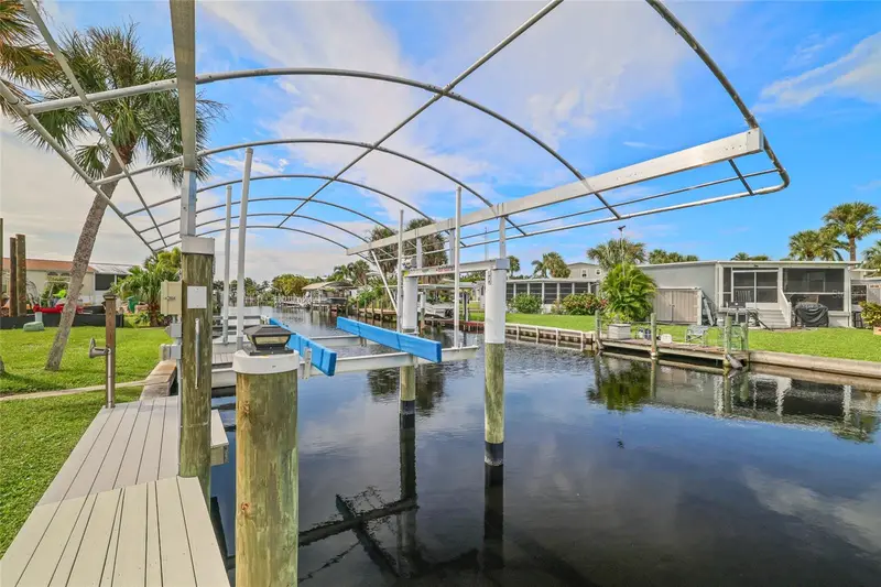 3227 Sunny Harbor Dr, FL