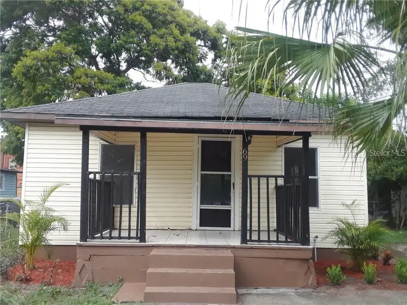 69 Cedar St, FL