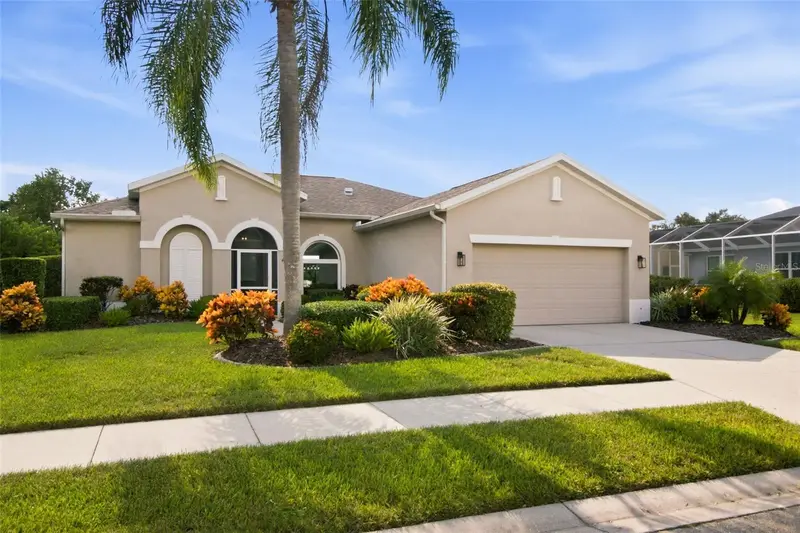 414 Londonderry Dr, FL