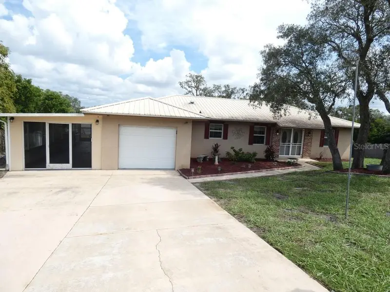7211 Tarrytown Dr, FL