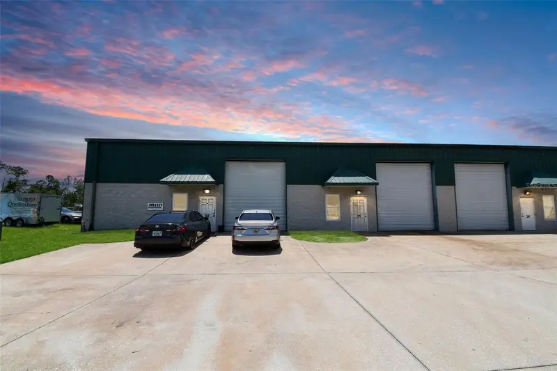 1761 Dobbs Rd #31/32, FL