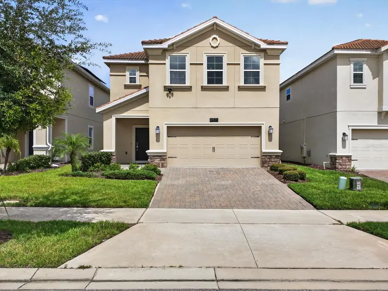 8975 Fluffy Lie Ct, FL