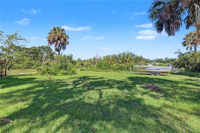 10933 W Fort Island Trl, FL