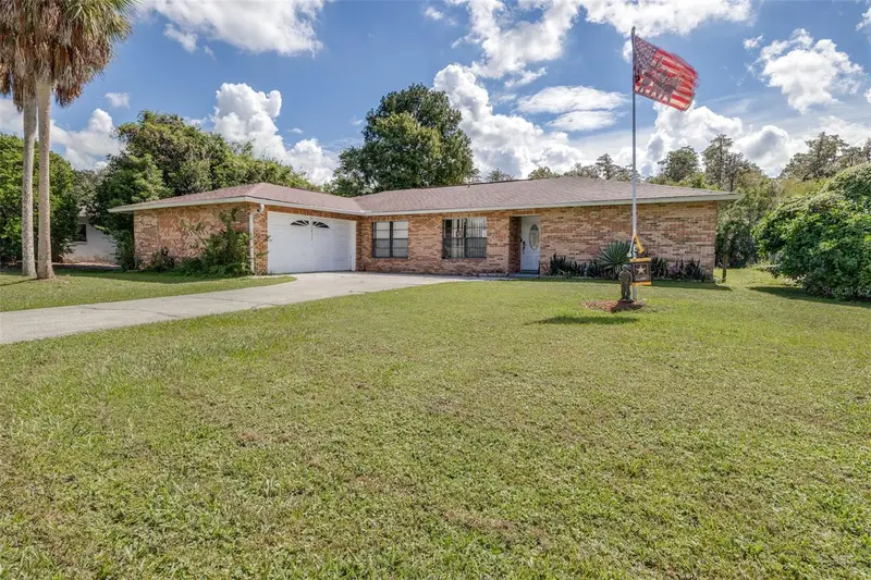 23414 Cherbourg Loop, FL