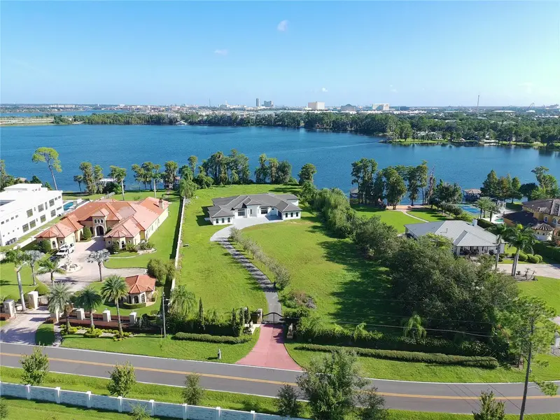 7240 Lake Willis, FL