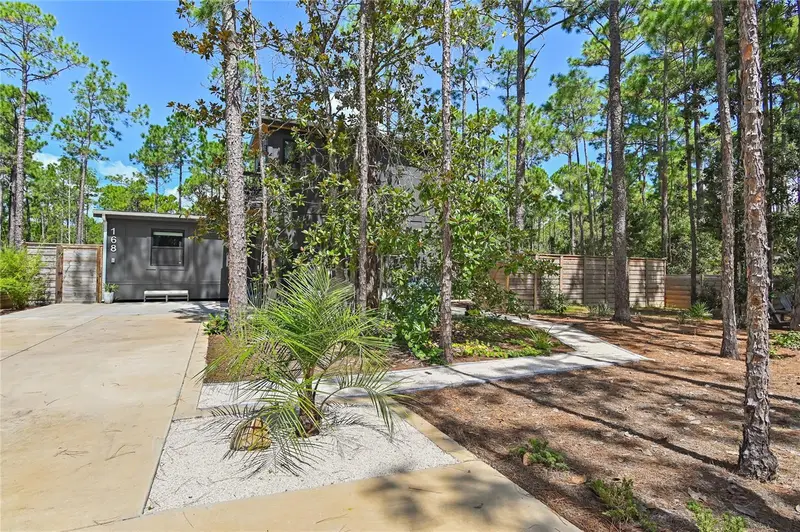 168 Long Leaf Cir, FL