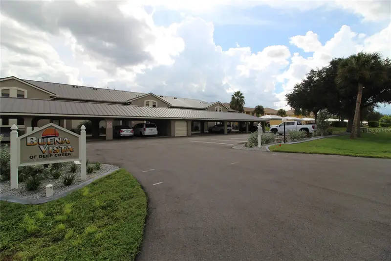 1335 Saxony Cir #315, FL