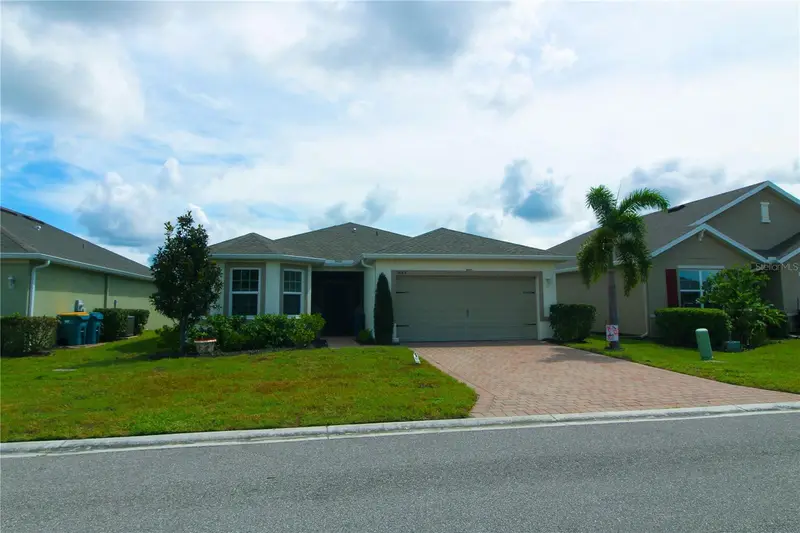 3885 Cobblestone Ln, FL
