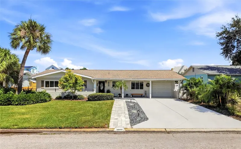 Coquina Key, St Petersburg listing