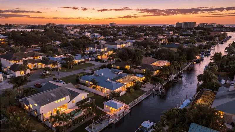 1741 Stanford Ln, FL