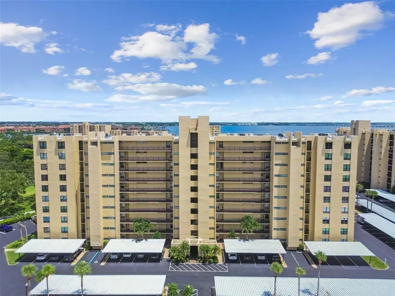 2621 Cove Cay Dr #703, FL
