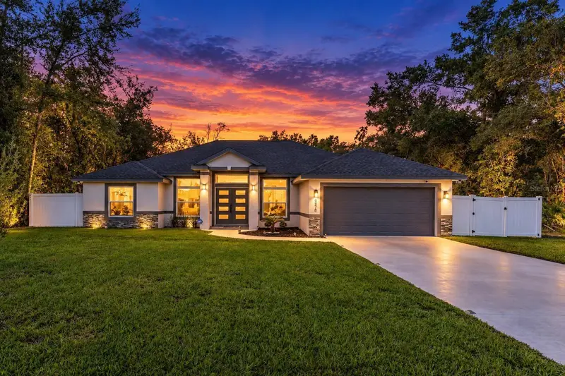 8878 Sw 133rd Lane Rd, FL