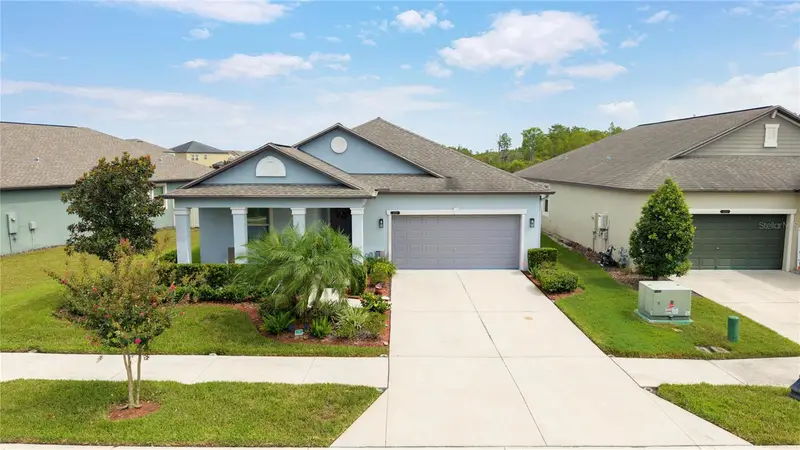8888 Shadyside Ln, FL