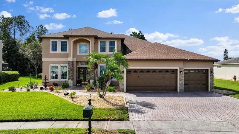 9108 Shadowbrook Trl, FL