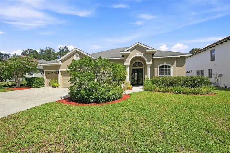 2103 Boot Lake Cir, FL