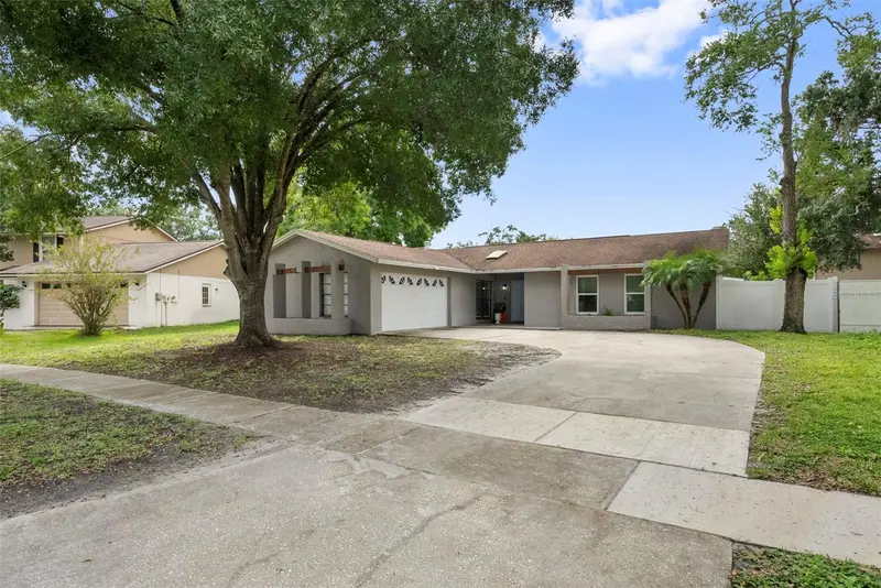 4010 Braesgate Ln, FL