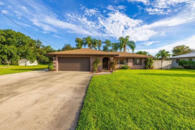 3011 Waterway Dr, FL