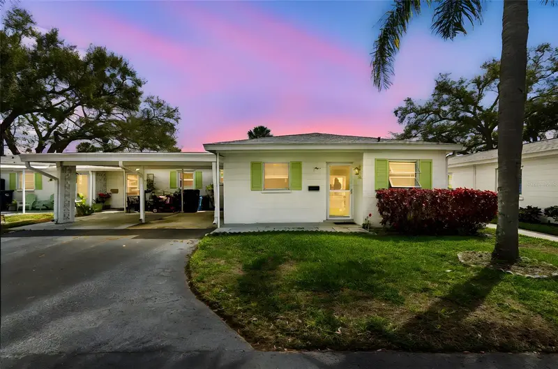 6026 Lilli Way, FL