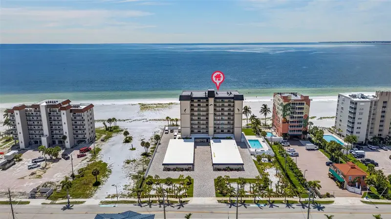 538 Estero Blvd #203, FL