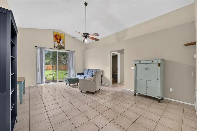 13637 Springtide Ct, FL