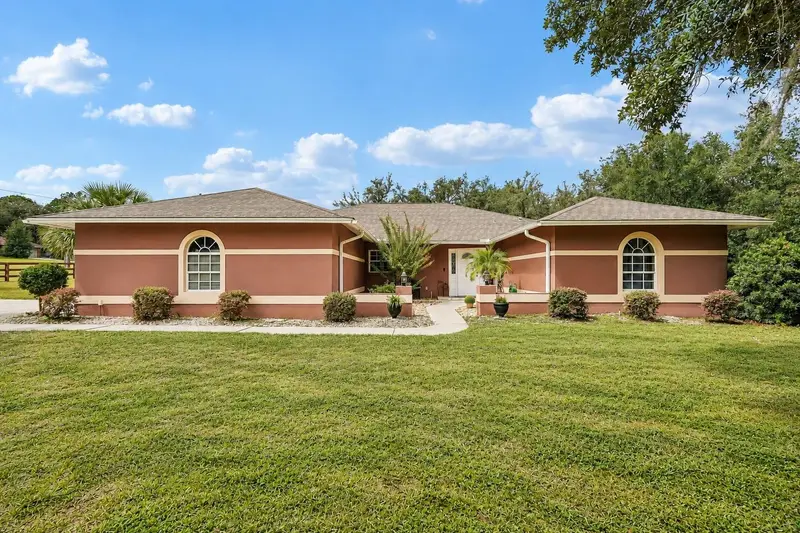 2373 W Apricot Dr, FL