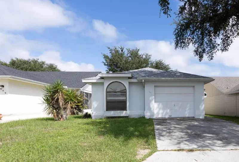 651 Lake Dexter Cir, FL