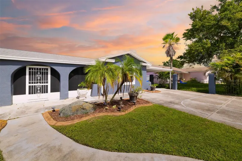 6012 Francis Dr, FL