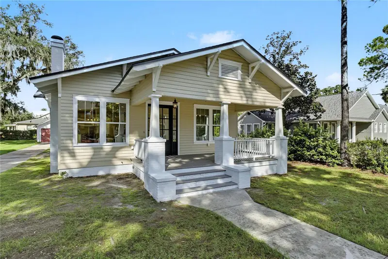 206 N Highland Ave, FL