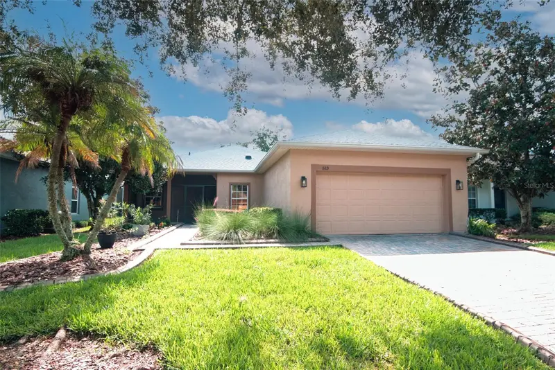 513 Heartwell Dr, FL