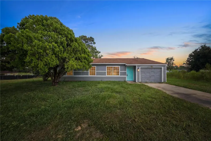 24 Cedar Ter, FL