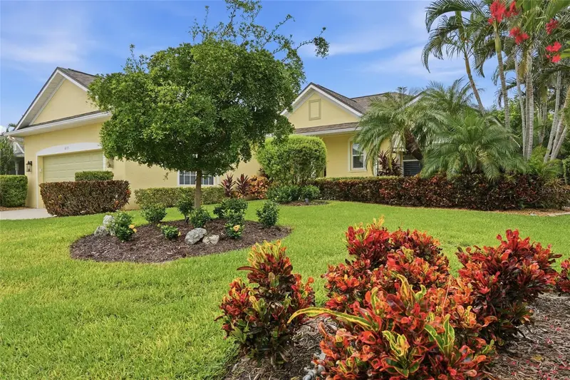 8643 46th Avenue Cir W, FL