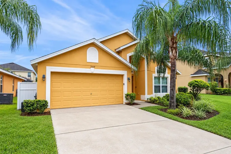 Veranda Palms listing